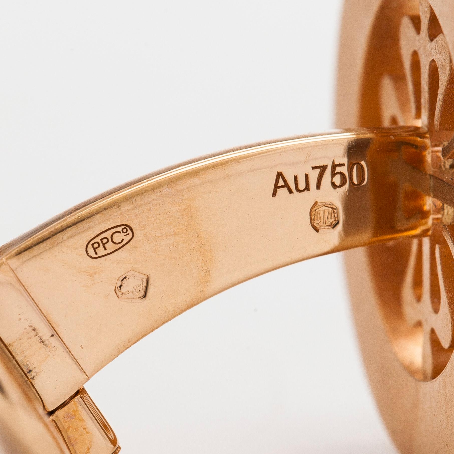 Patek Philippe, a pair of 18K gold "Calatrava" cufflinks.