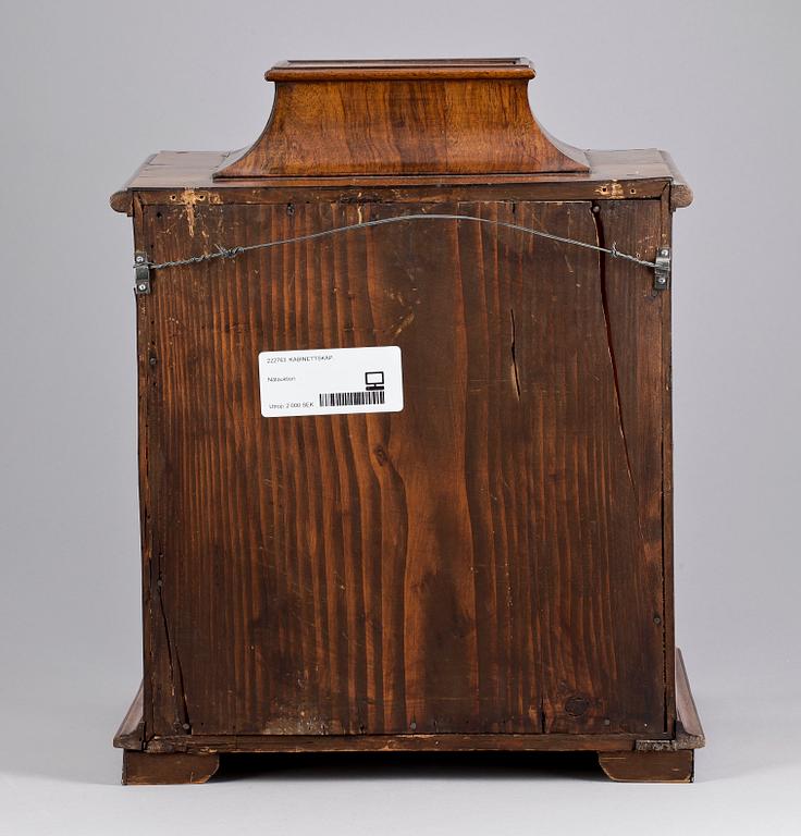 KABINETTSKÅP. Barock, Nordeuropa, 1700-talets första hälft.