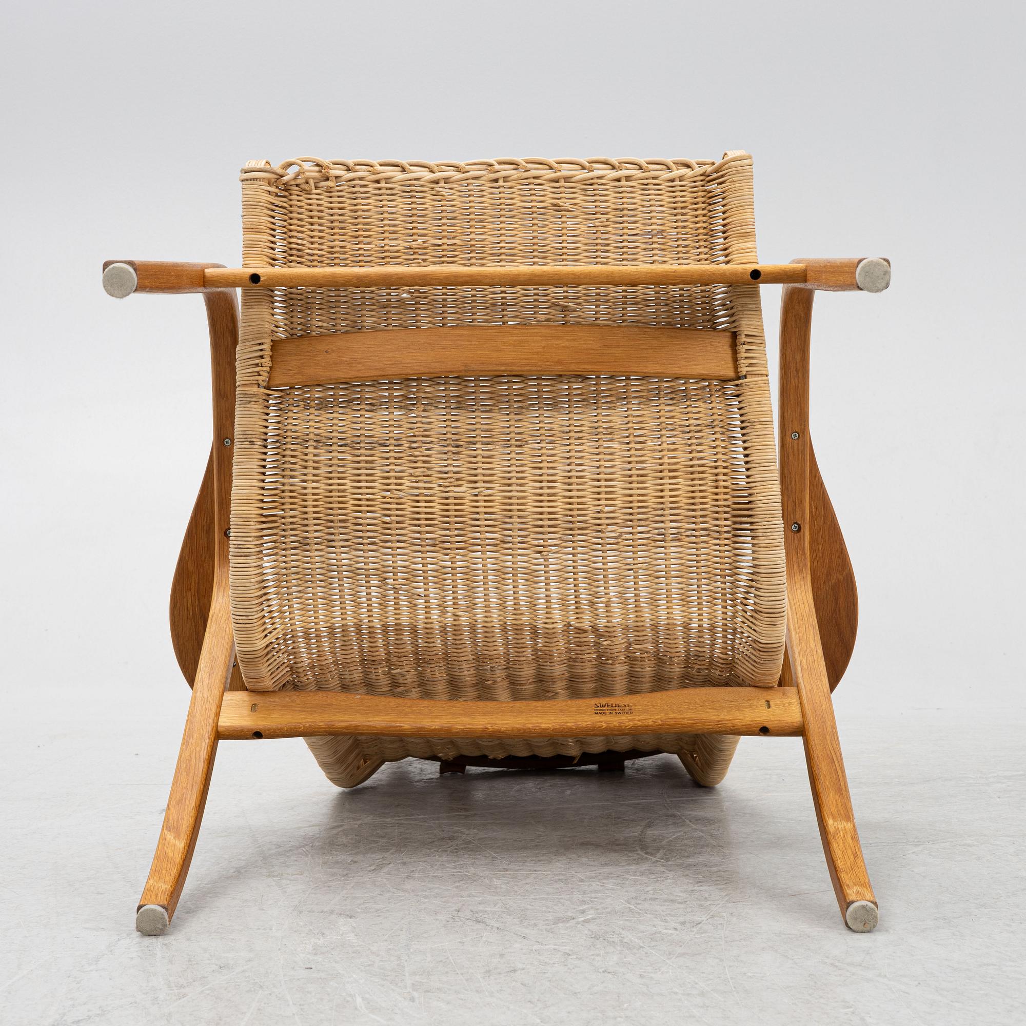 Yngve Ekström, fåtölj samt fotpall, ”Lamino”, Swedese.