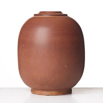 Erich & Ingrid Triller, a stoneware vase, Tobo, Sweden.