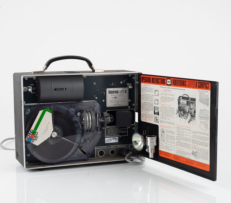Small film projector, Videotronic super 8 Compact, Norske smalfilmsapparater.