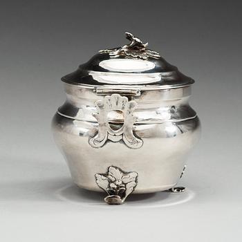 SENAPSKANNA, av Petter Eneroth, Stockholm 1774. Rokoko.