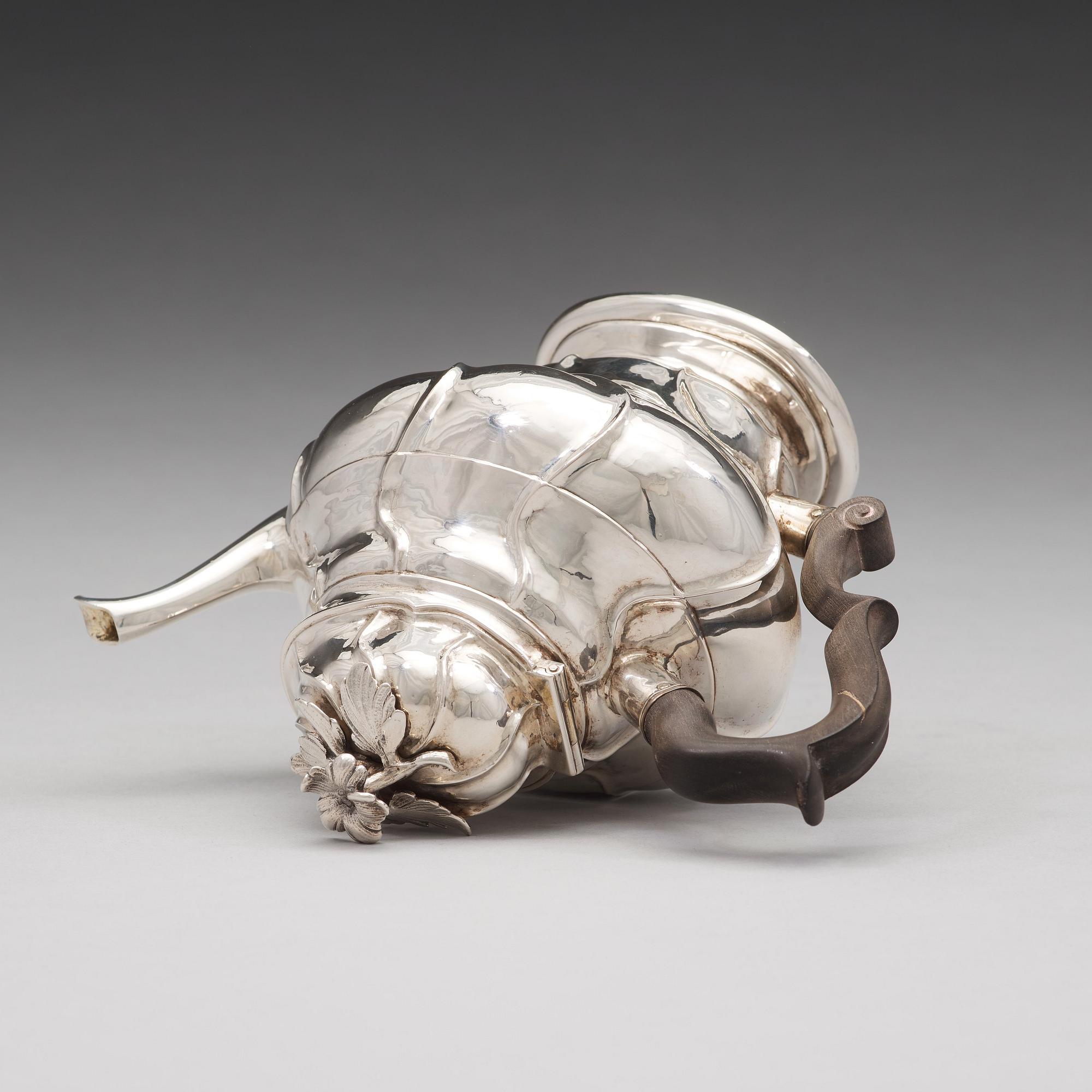 Johan Pettersson Berg, tekanna, silver, Norrköping 1760, rokoko.