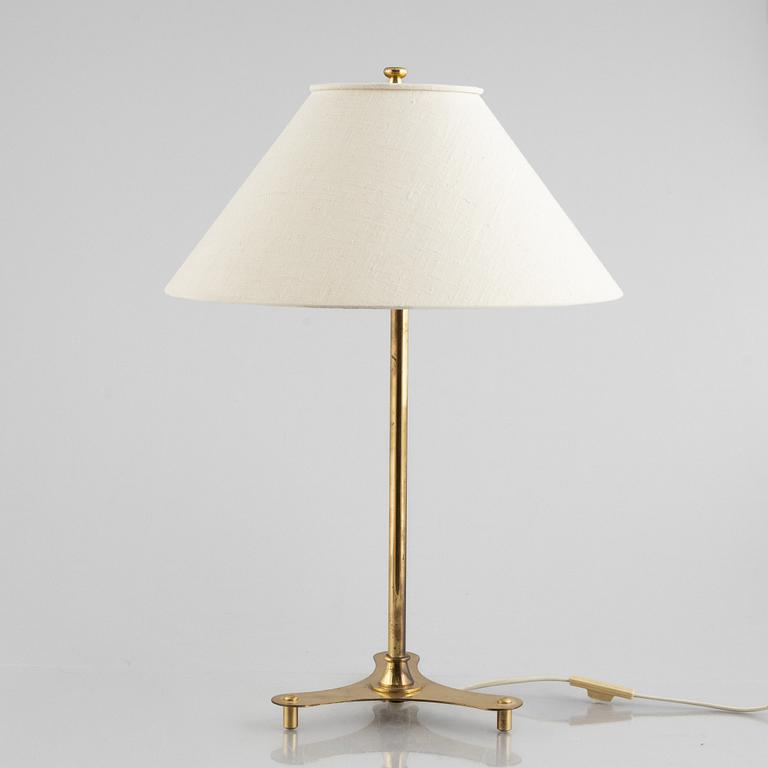 Josef Frank, bordslampa, modell 2467, Firma Svenskt Tenn.