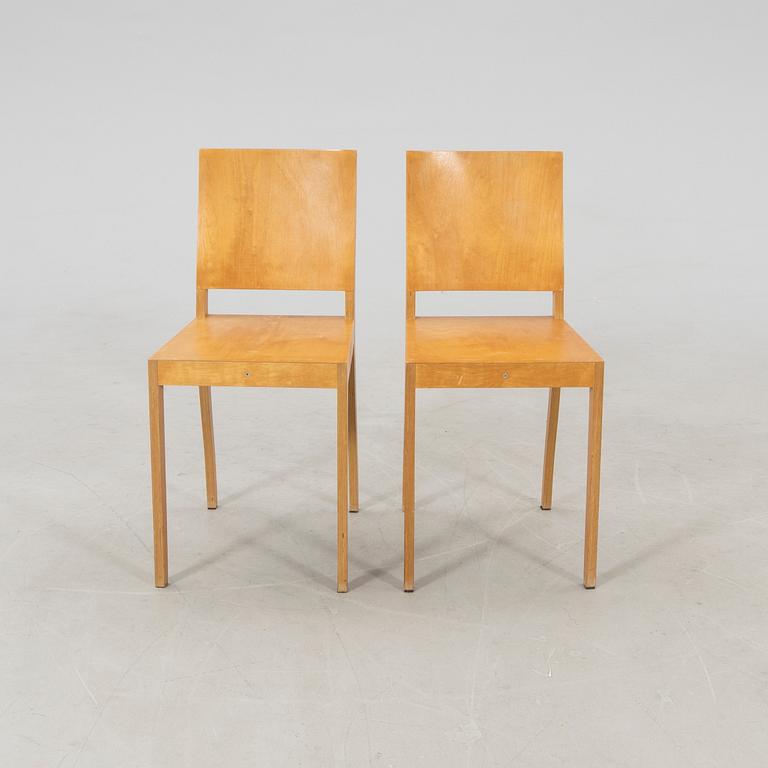 Jasper Morrison, a pair of "Plywood Chair" for Vitra 1988/89.