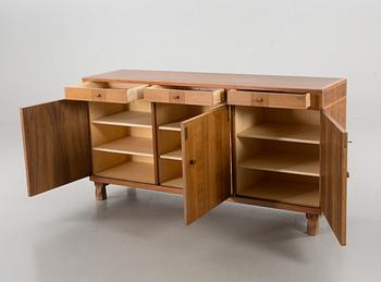 CARL MALMSTEN, sideboard "Ambassadör" Åfors möbler, 1900-talets andra hälft.