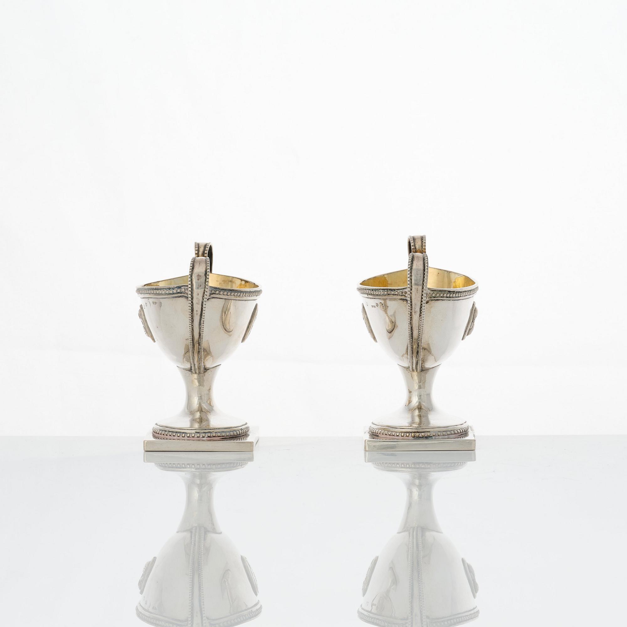 Johan Wilhelm Zimmerman, saltkar, ett par, silver, Stockholm 1791. Gustavianska.