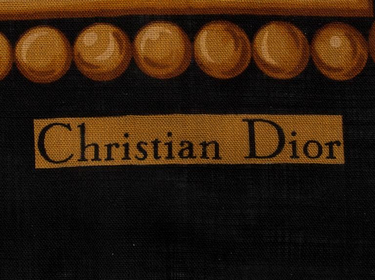 SJAL, Christian Dior.