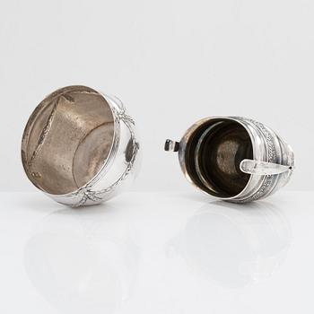 Hjalmar Fagerroos, skål och sockerskål, silver, Helsingfors 1908 och 1910.