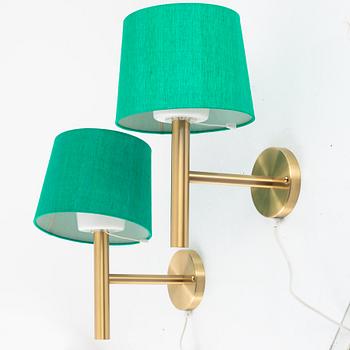 Uno & Östen Kristiansson, wall lamps, a pair, brass, Luxus, Vittsjö.