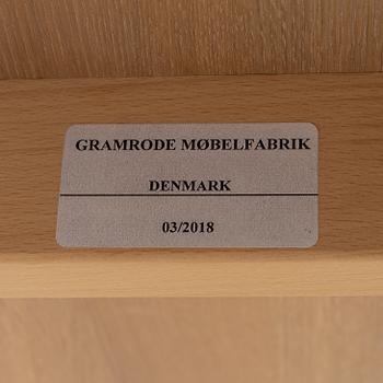 Nissen & Gehl, dining table, model "GM 210", Gramrode Møbelfabrik, Naver Collection, Danmark 2018.
