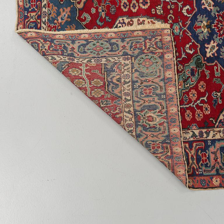 MATTA, orientalisk, old/semiantik, 170 x 120 cm.