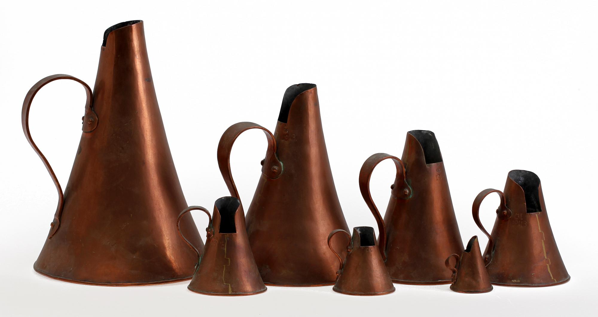 MÅTTSERIE, 7 delar, koppar, 1900-tal.