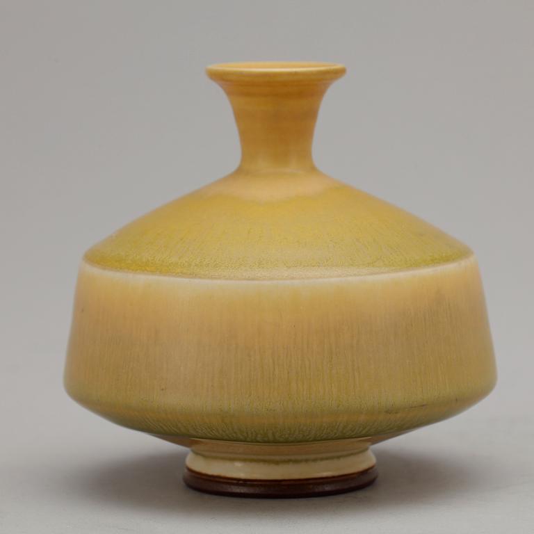 VAS, stengods, Berndt Friberg Gustavsberg  1976.