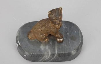 BORDSDEKOR, brons samt sten. 1900-tal.