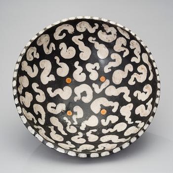 HANNU KONTTINEN, A CERAMIC BOWL, 2005.