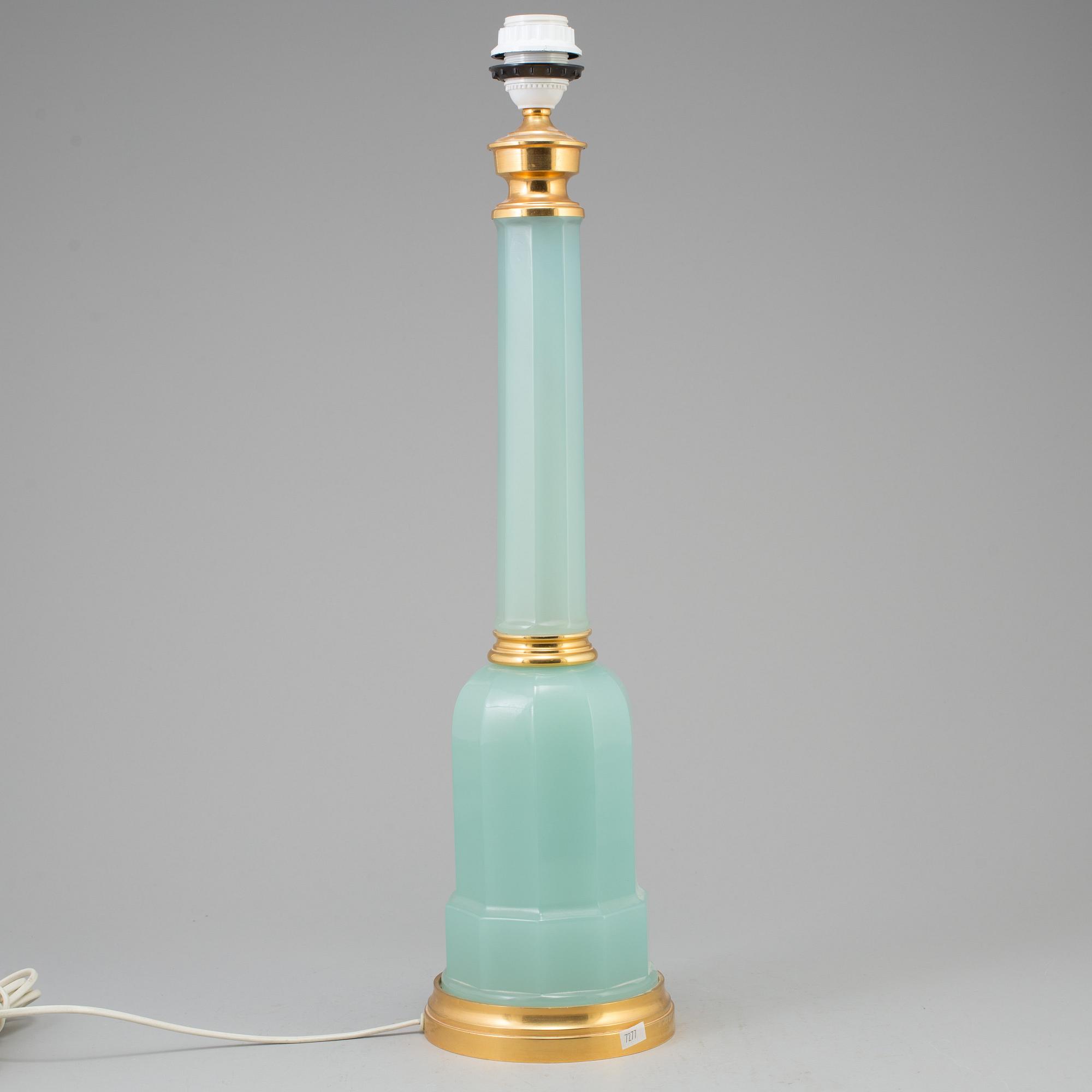 A CENEDESE MURANO TABLE LAMP, ITALY. MIDDLE OF 20TH CENTURY.