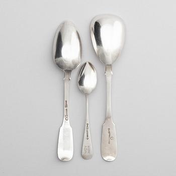 An Italian 20th century 188+3 pieces silver cutlery set, marks of Società Italiana Argenti di Pordenone.