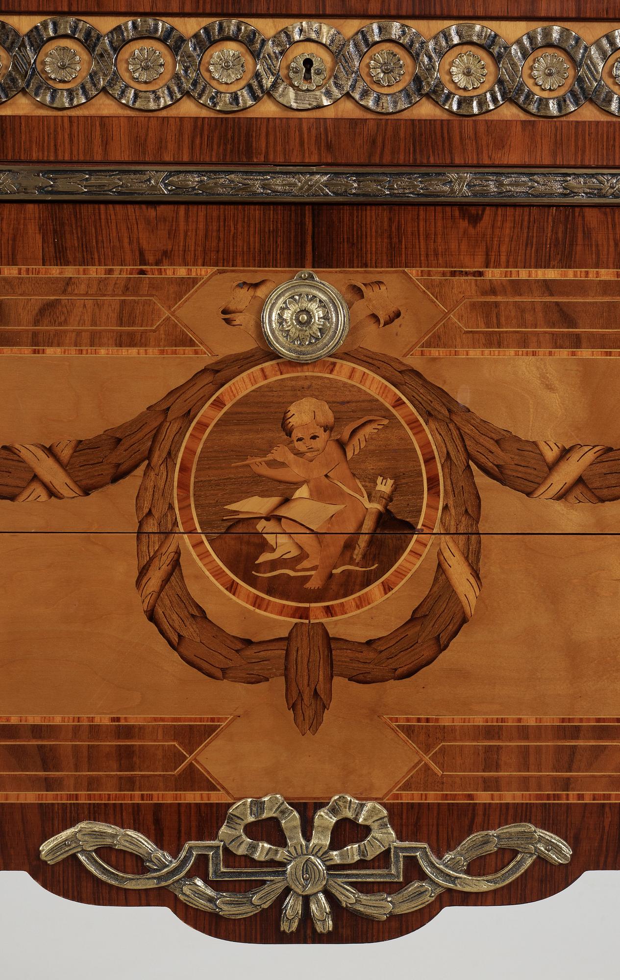 BYRÅ, gustaviansk stil, omkr 1900-talets mitt.