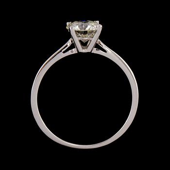 RING, 18k vitguld med brilantslipad diamant, 1.00 ct. Vikt 3 g.