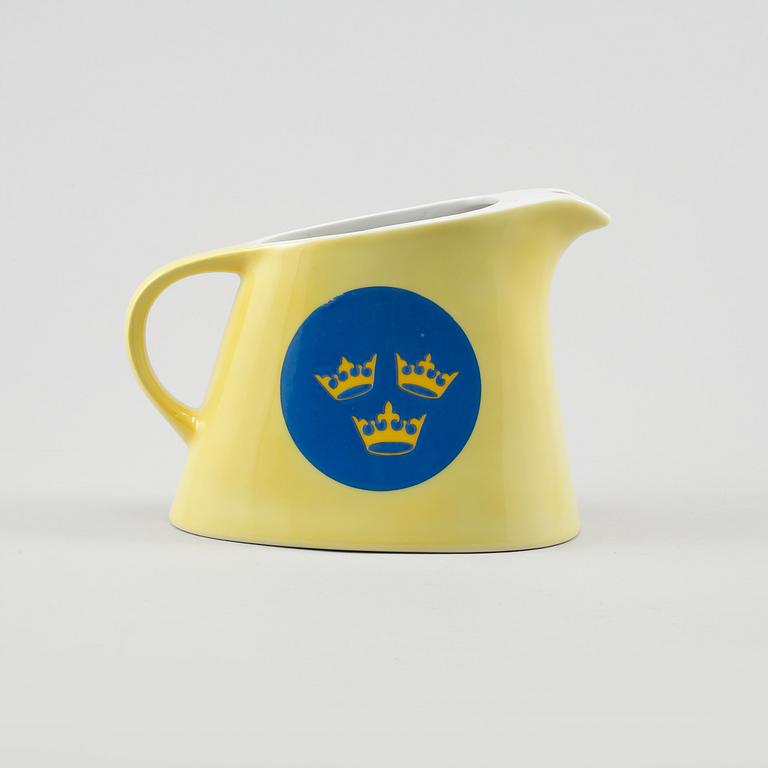 ISVATTENKANNA, porslin, "Svenska Amerika Linjen", omkring 1900-talets mitt.