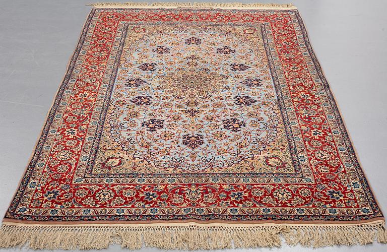 MATTA, Old Isfahan, ca 240 x 149,5 cm (samt kortsidorna med 2,5 respektive 5,5 cm slätväv).