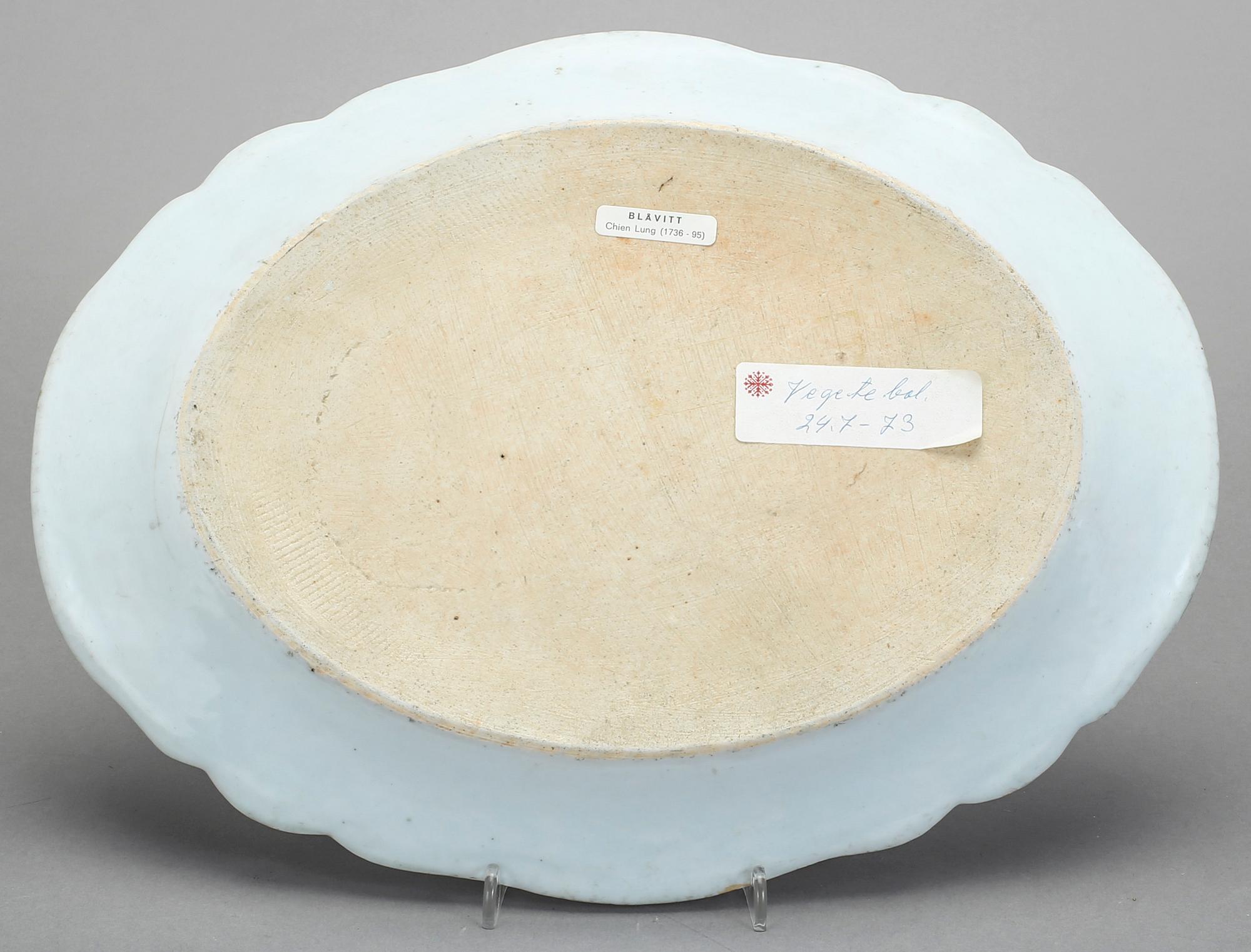 STEKFAT, porslin, Qingdynastin, Qianlong (1736-1725).