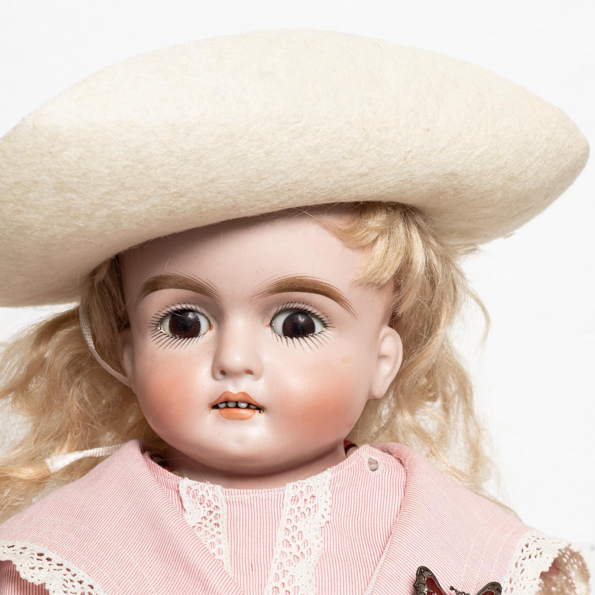 Dolls, 2 pcs, including Kling 377, Germany, early 20th century.