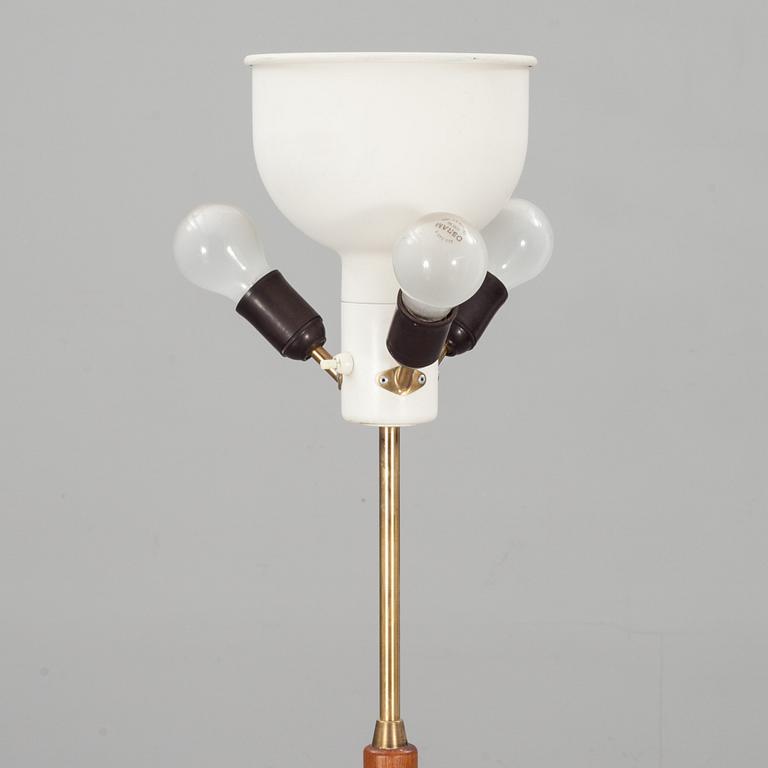 GOLVLAMPA, ASEA, 1900-talets mitt.