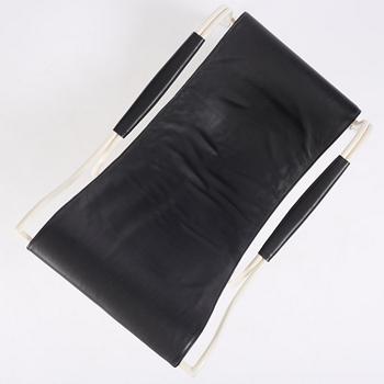 Gustaf Clason, a "Vilstol 1930" easy chair, ed. 12, Källemo, Värnamo, 2007.