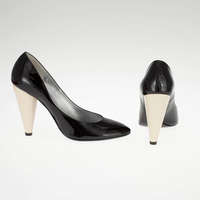 SKOR, pumps, Charles Jourdan.