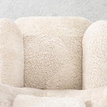 Armchair, first half of the 20th century.