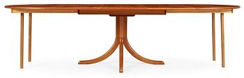 79. A Josef Frank mahogany dining table, Svenskt Tenn, model 771.