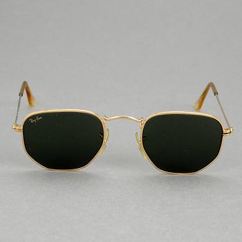 SOLGLASÖGON, Ray-Ban.