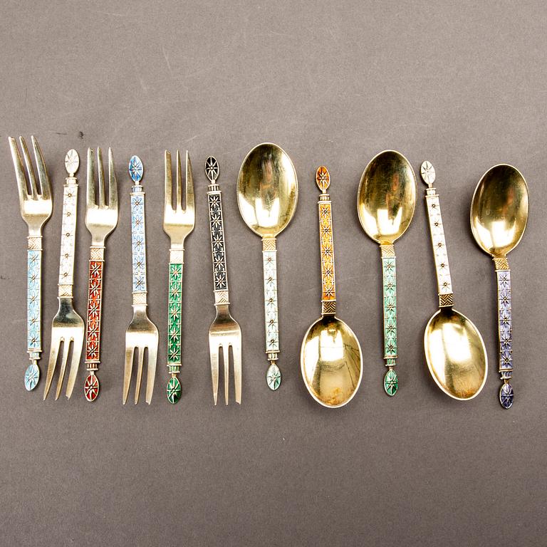 A Norwegian 20th century set of 22 pcs of silver and enamel cutlery mark of Tostrup total weight approx 442 gr.