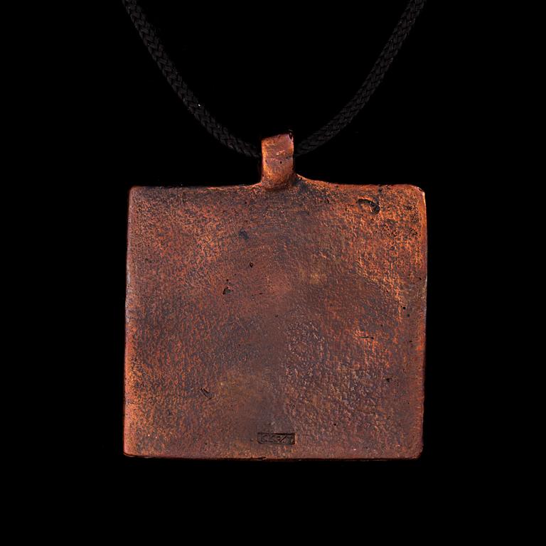 HÄNGSMYCKE, mässing, Kalevala Koru, 1900-talets senare hälft.