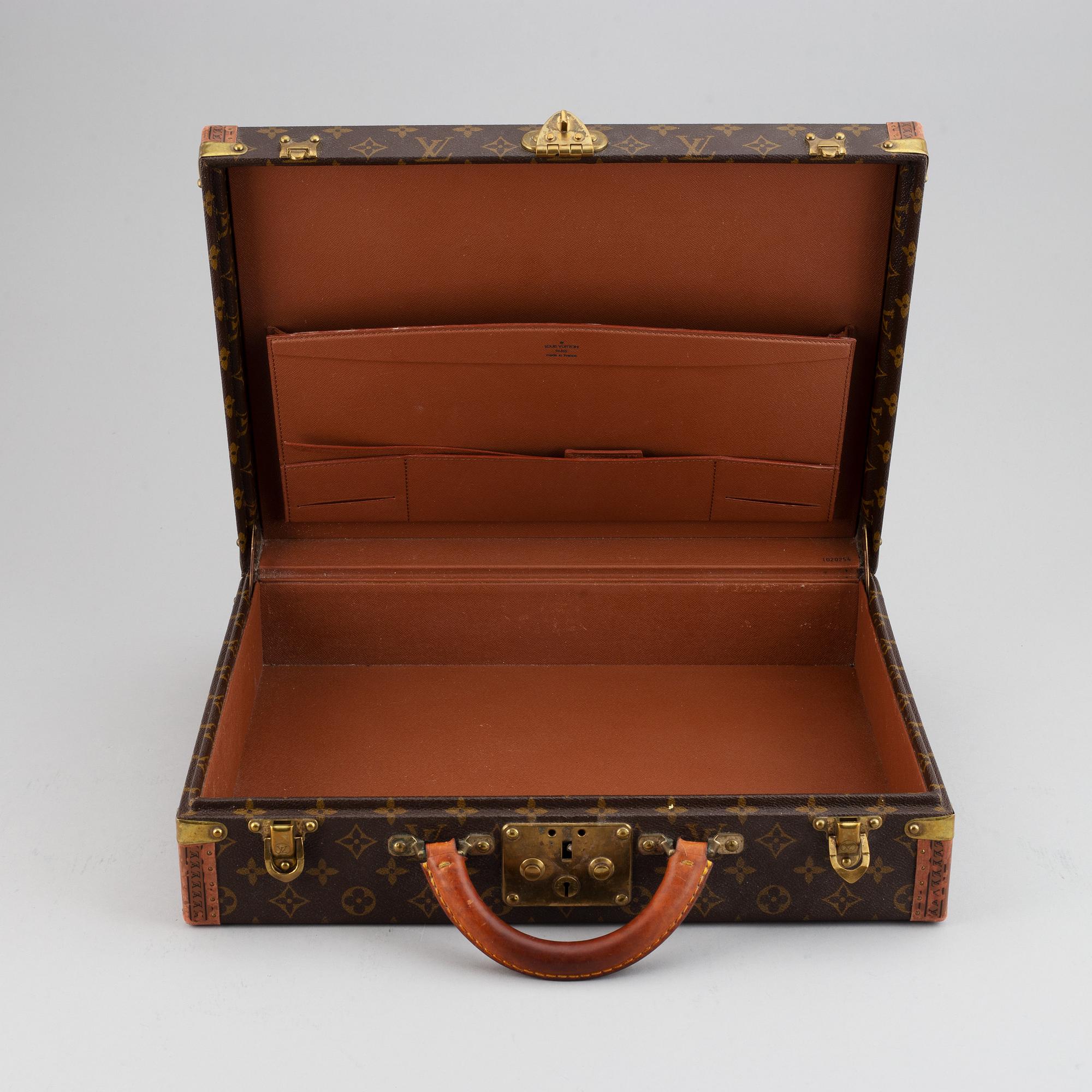 LOUIS VUITTON, 'Président Classeur'.