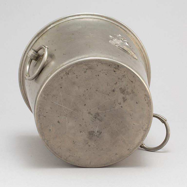 ICE BUCKET/CHAMPAGNE COOLER, pewter, CG Hallberg, 1933.