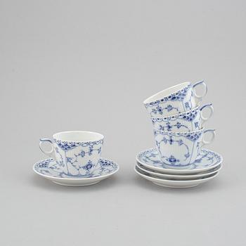 ROYAL COPENHAGEN, a part 'Musselmalet' service, Denmark (33 pieces).