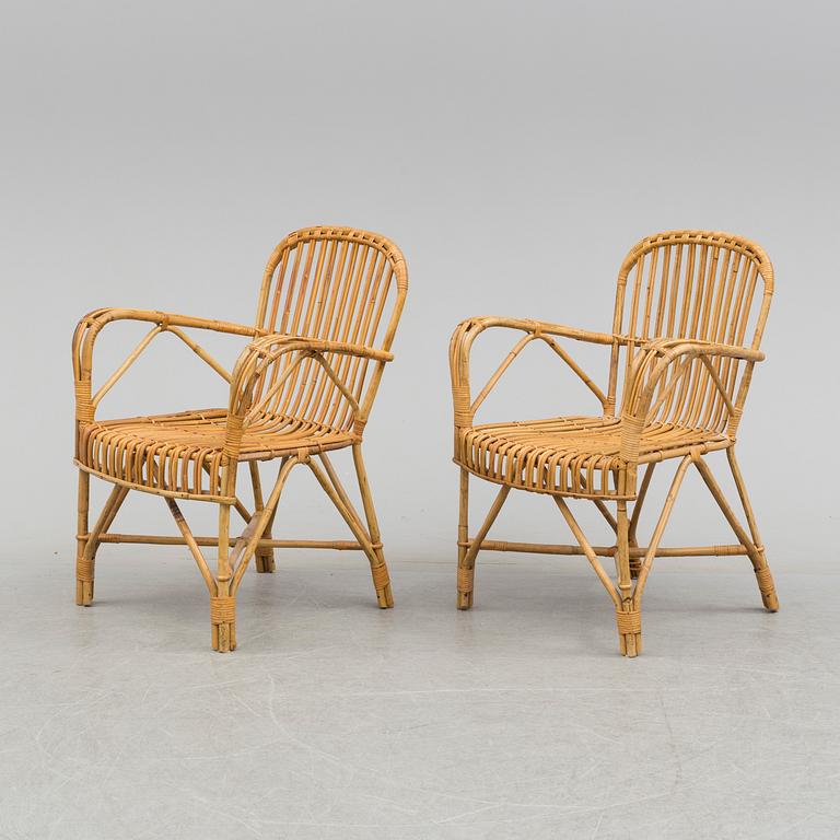 FÅTÖLJER, ett par, 1900-talets mitt.