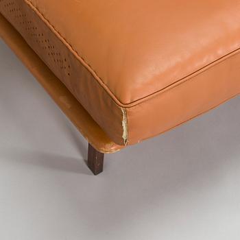 Ilmari Tapiovaara, sohva / nojatuoleja 3 kpl, valmistaja Lukkiseppo, 1900-luvun puoliväli.