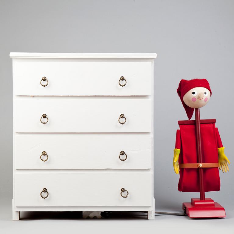 NISSE PEDANT MED BYRÅ, NK 2014, JoAnn Tan Studio.