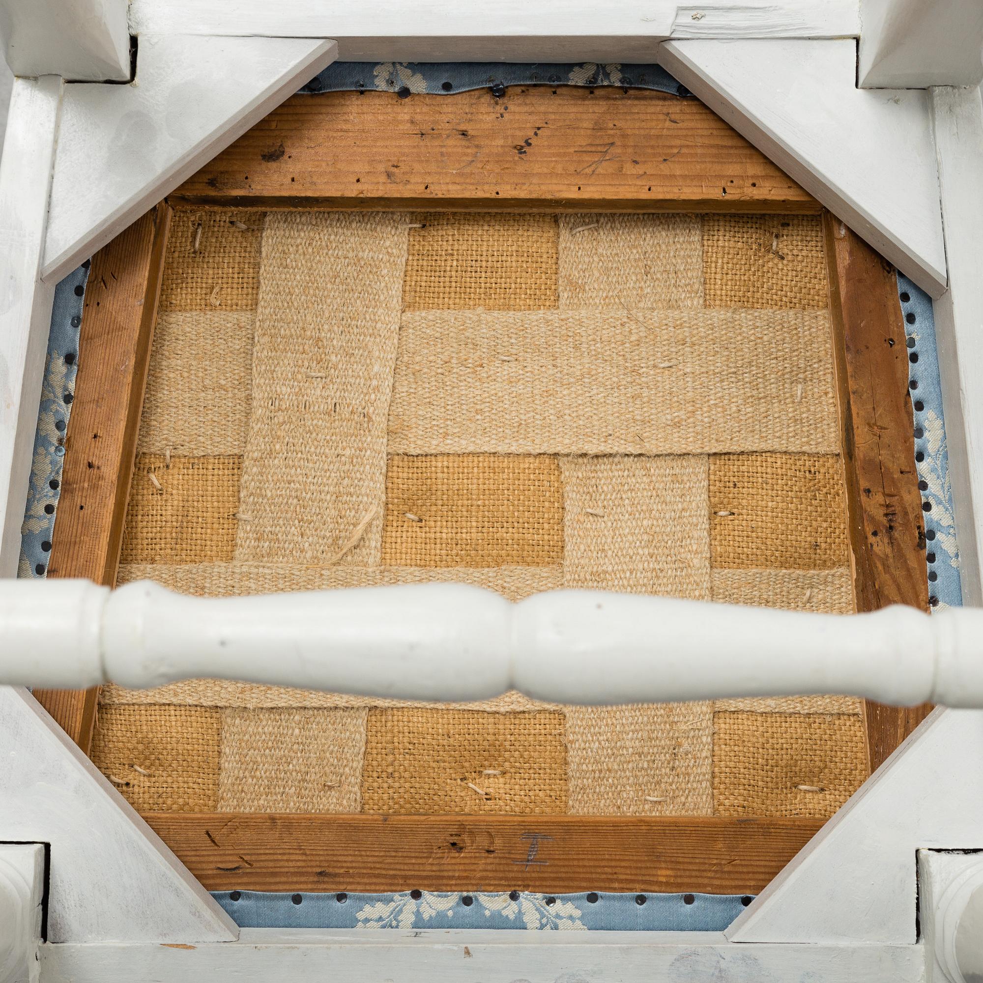 A pair of Gustavian chairs, late 18th century.