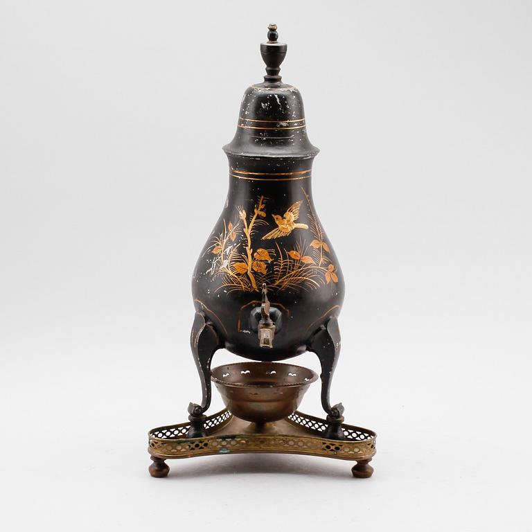 TESAMOVAR, målat tenn, 1700-tal.