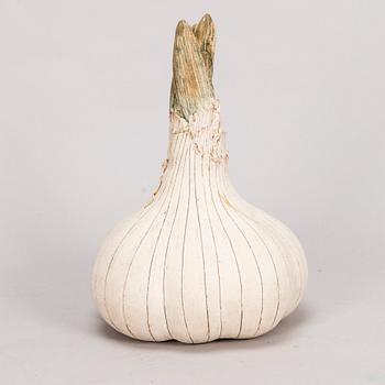 GUNVOR OLIN-GRÖNQVIST, skulptur av stengods, signerad GOG Arabia Finland. 1970-tal.