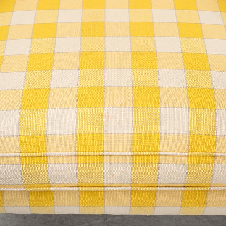 Fåtöljer, ett par, Gripsholmsmodell från senare delen av 1900-talet.