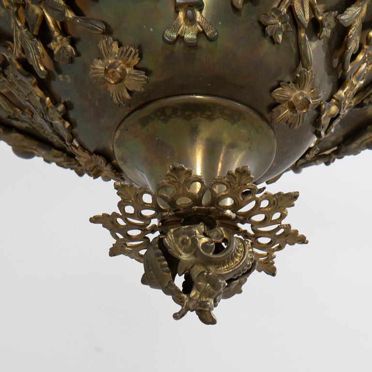 Chandelier Neo-Rococo second half of the 19th century, not complete.