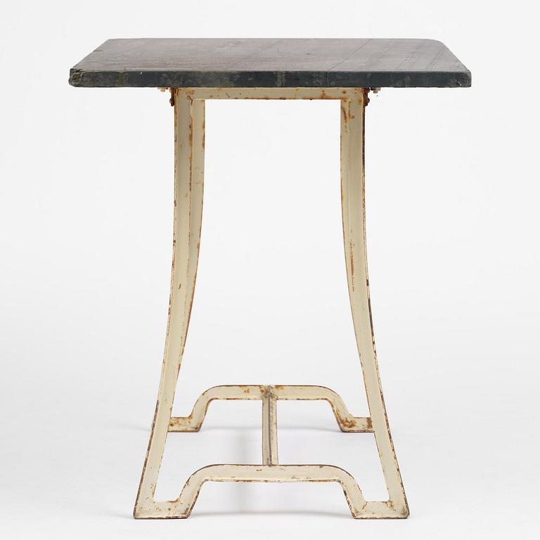 Carl Hörvik, a garden furniture set, a table and four chairs, possibly produced by Thulins vagnfabrik, Skillingaryd, Sweden.