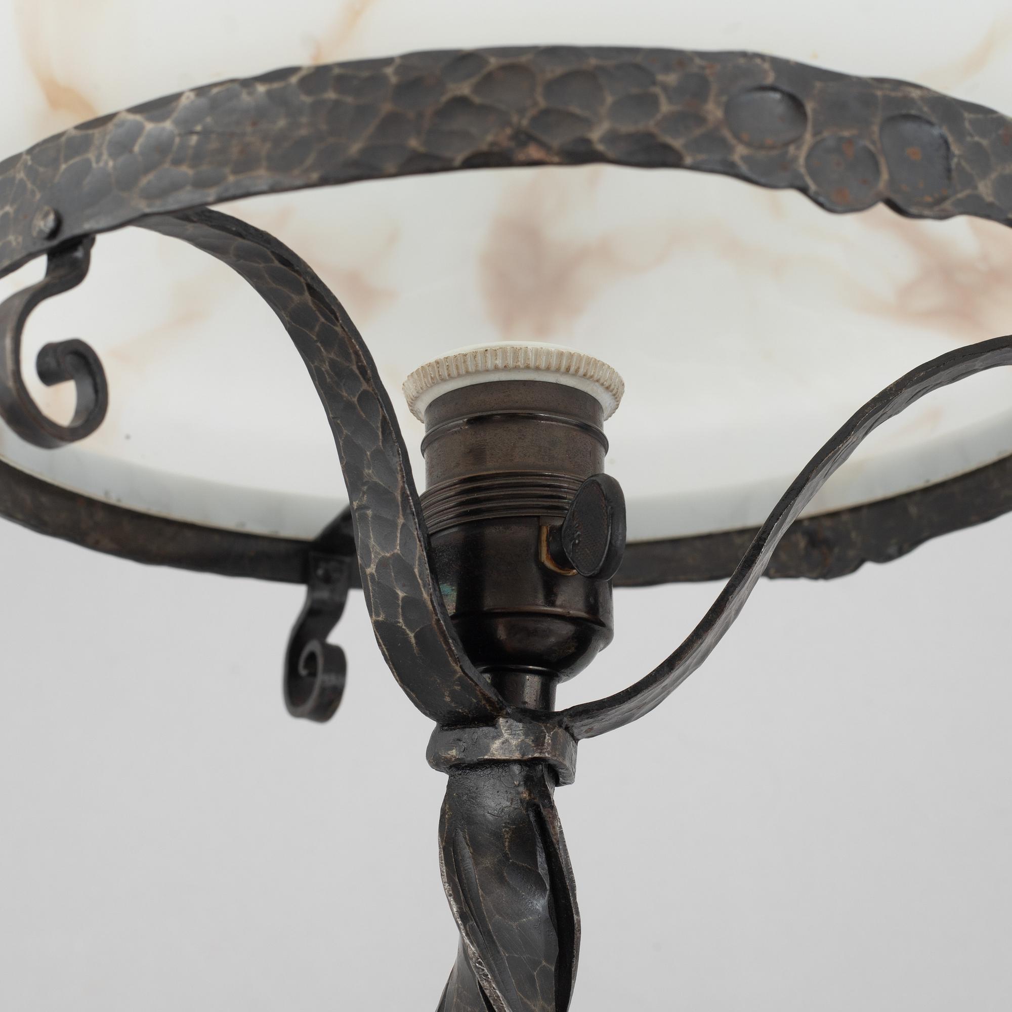 Arvid Böhlmarks Lampfabrik, bordslampa, modell "6597", jugend, 1900-talets början.