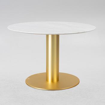 Dining table, "Gubi 2.0", Gubi., contemporary.